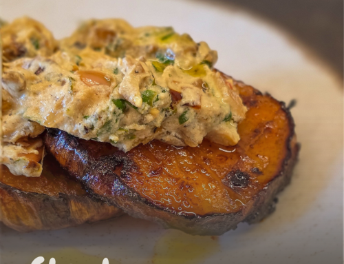 Steak de gulie cu dressing de ceapă & lămâie