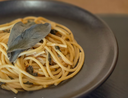 Spaghetti cu salvie și lămâie